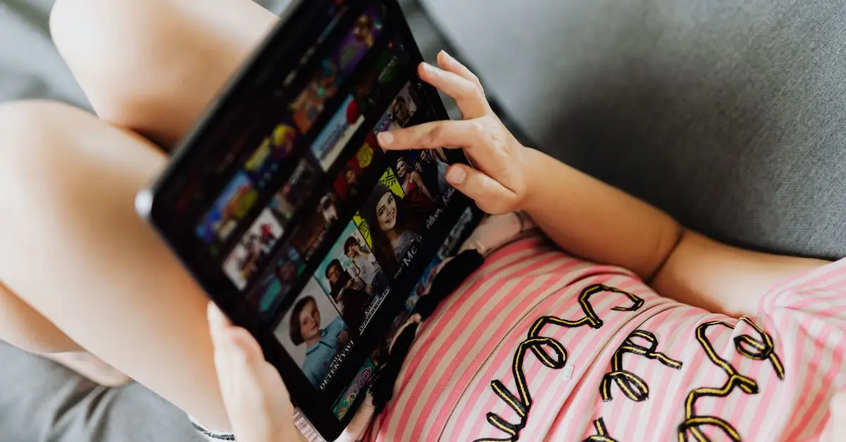 Cómo elegir el mejor servicio de streaming para niños