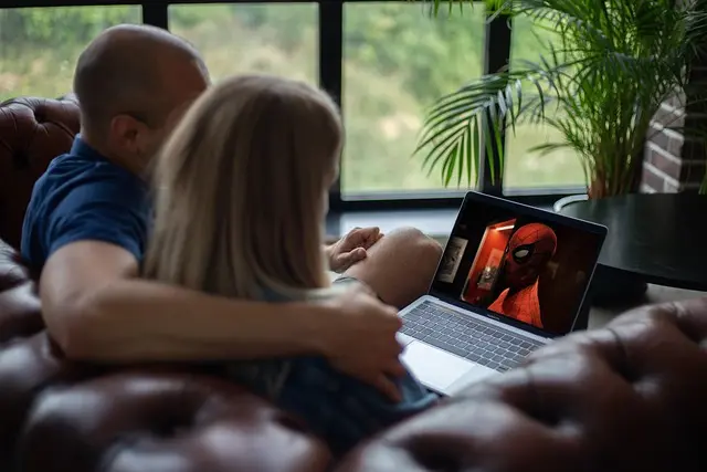 Cómo elegir la mejor plataforma de streaming para tus necesidades